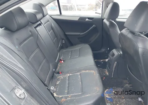 2017 Volkswagen Jetta 1.4T Se from USA, damaged, VIN 3VWDB7AJ6HM384125